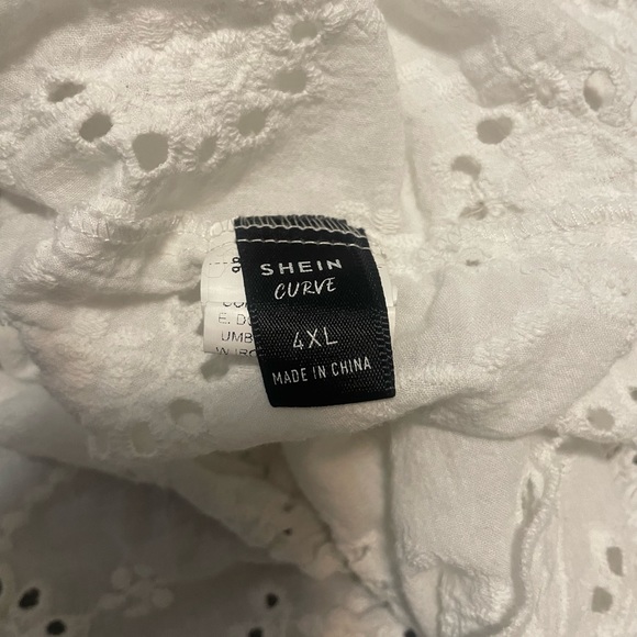 2/$15❗️Pretty white eyelet SHEIN blouse, size 4X (fits like 18/20) - Picture 6 of 6